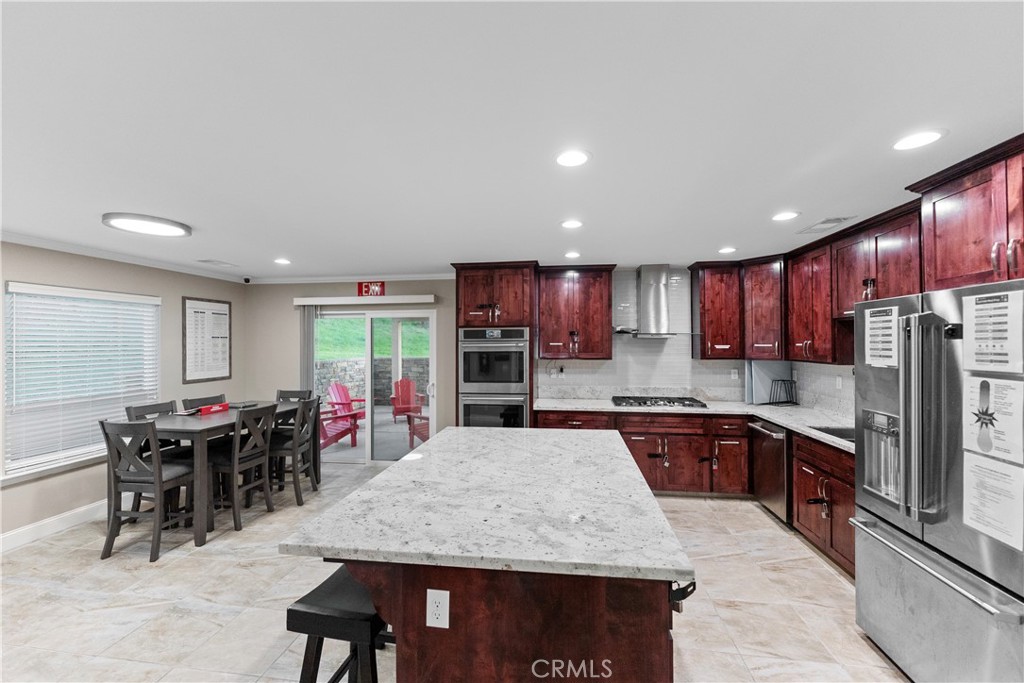 18804 Auberry Rd, Clovis, CA 93619