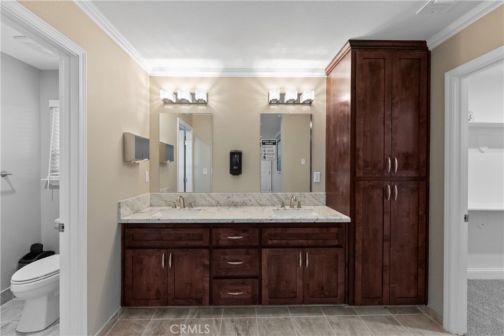 18804 Auberry Rd, Clovis, CA 93619