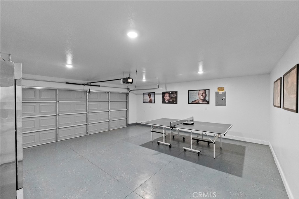 18804 Auberry Rd, Clovis, CA 93619