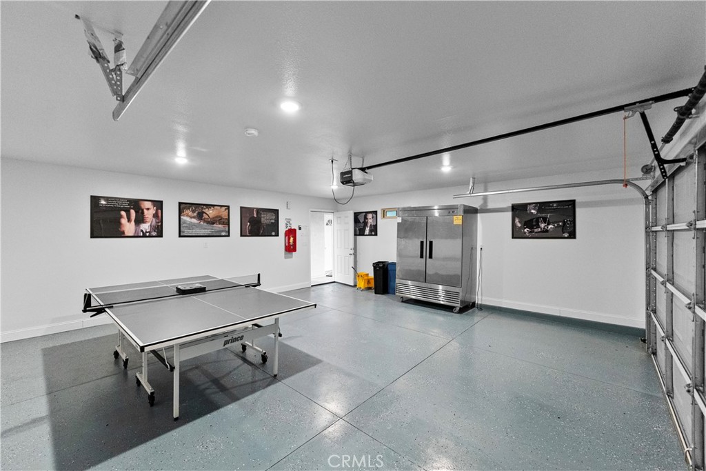 18804 Auberry Rd, Clovis, CA 93619