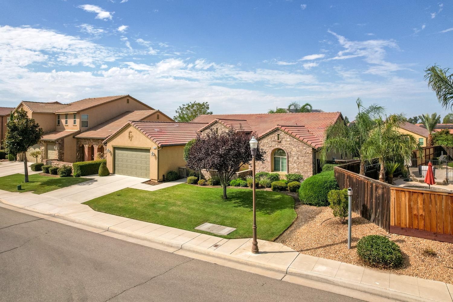 3285 Lincoln Ave, Clovis, CA 93619