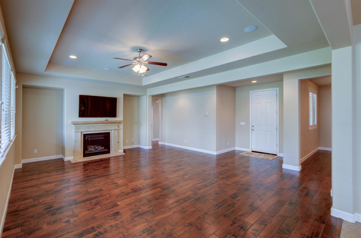 3285 Lincoln Ave, Clovis, CA 93619