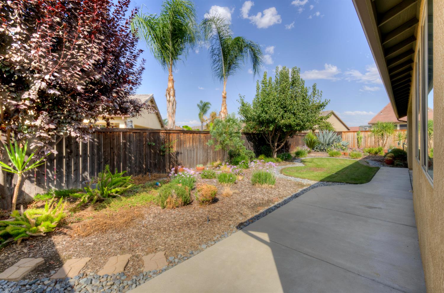 3285 Lincoln Ave, Clovis, CA 93619