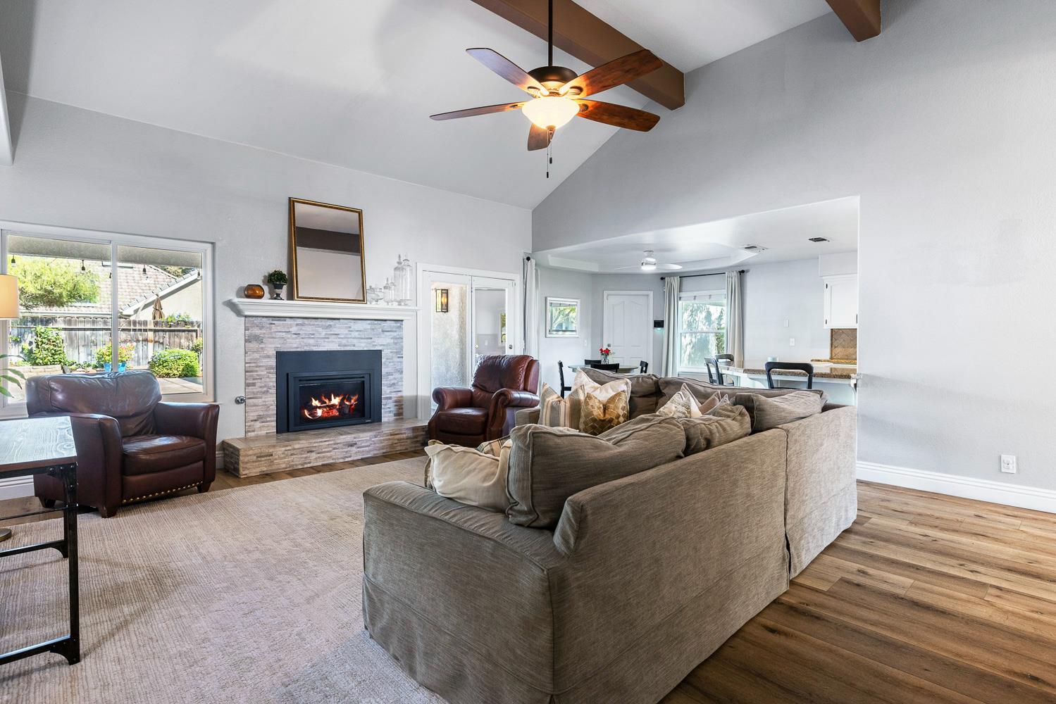 503 W Athens Ave, Clovis, CA 93611