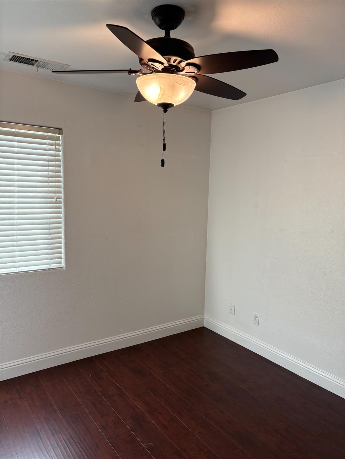 2962 Santa Ana Ave, Clovis, CA 93611
