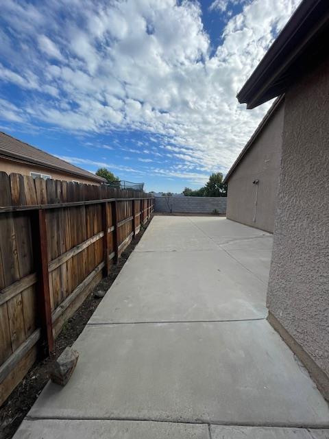 2962 Santa Ana Ave, Clovis, CA 93611