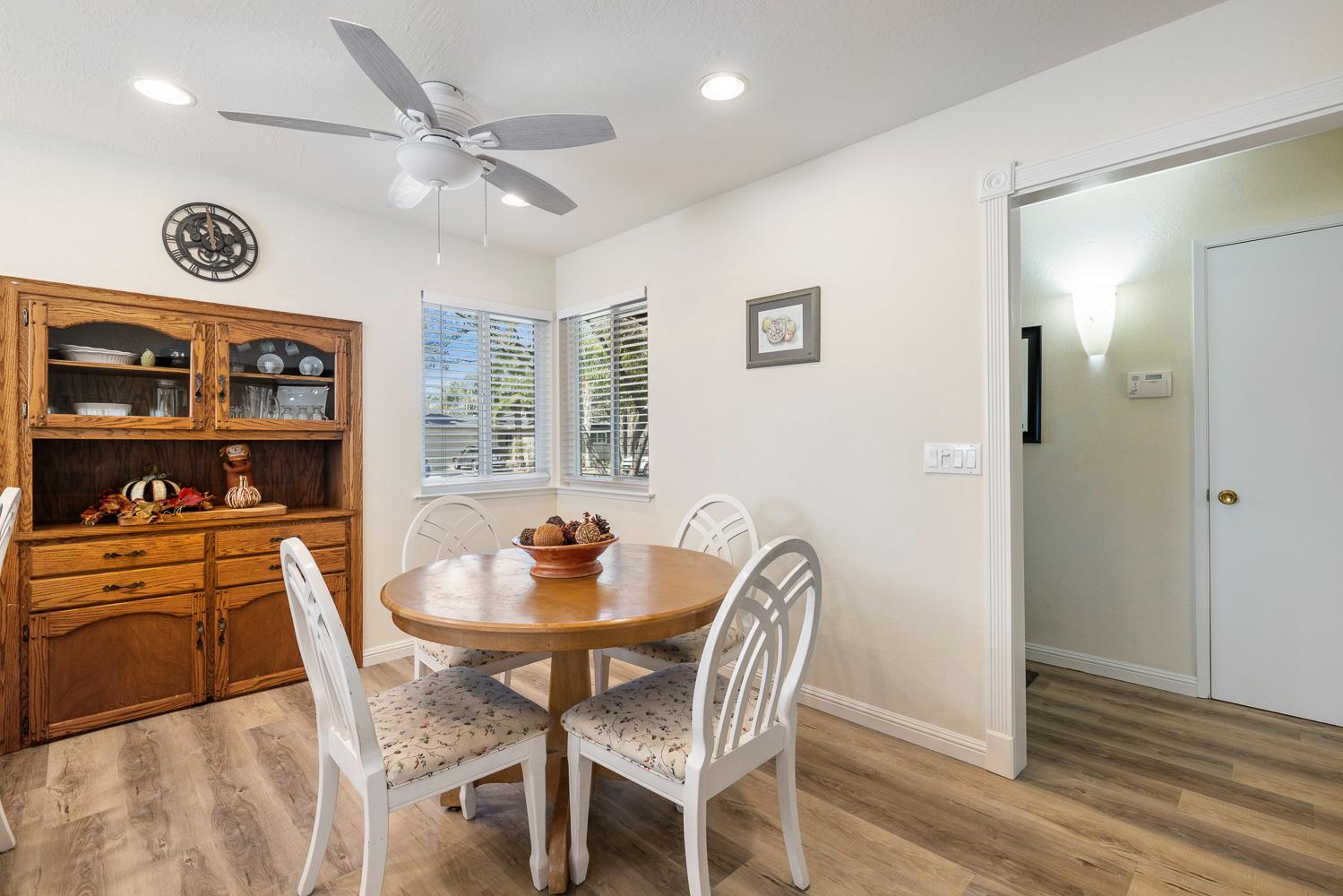 2877 Caesar Ave, Clovis, CA 93612