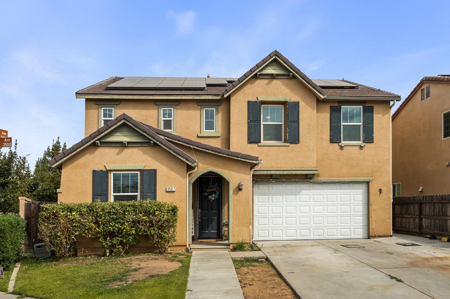 3507 Carmelita Ave, Clovis, CA 93619