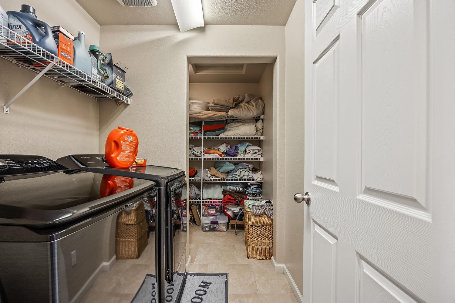 3507 Carmelita Ave, Clovis, CA 93619