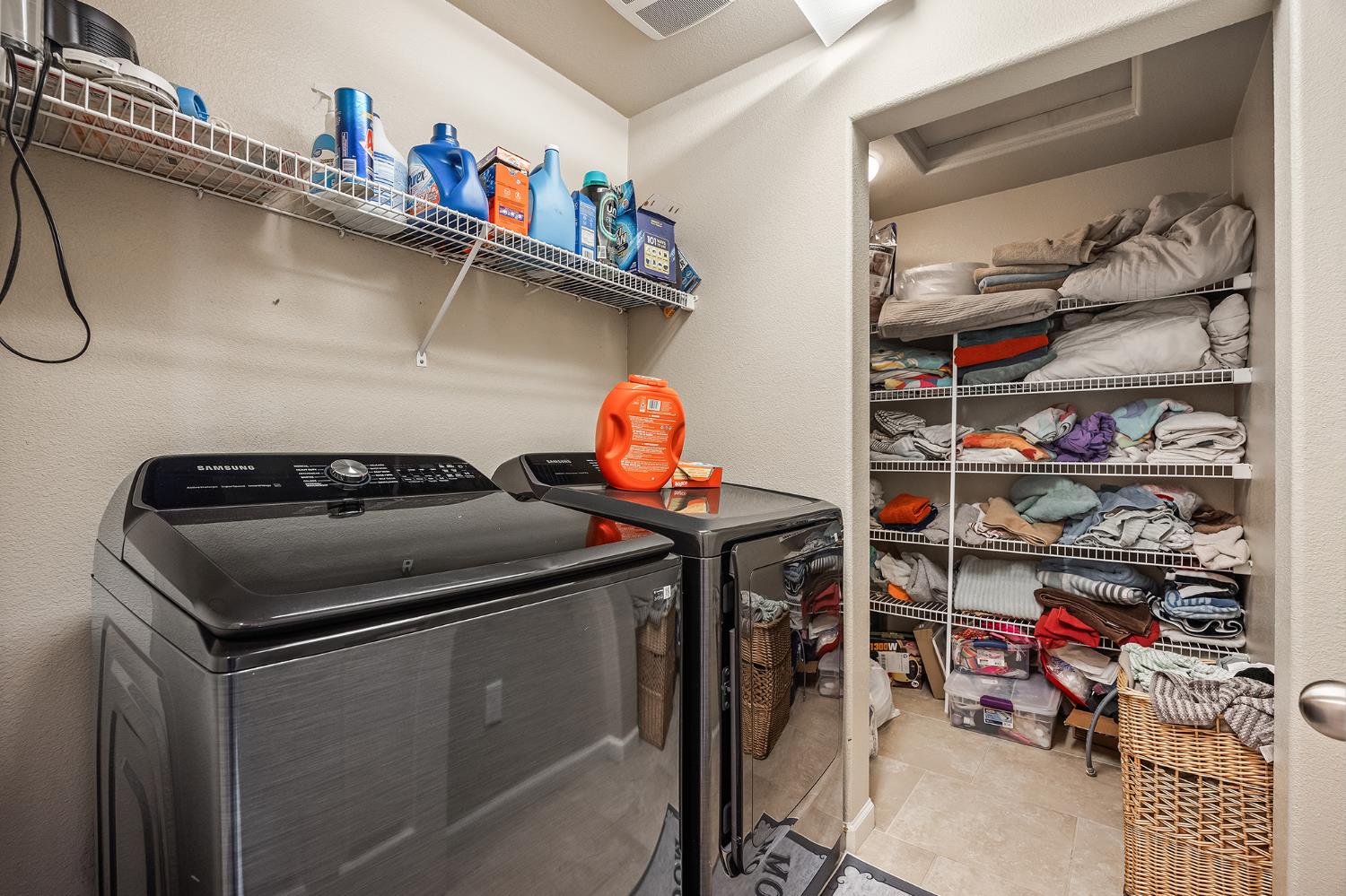 3507 Carmelita Ave, Clovis, CA 93619