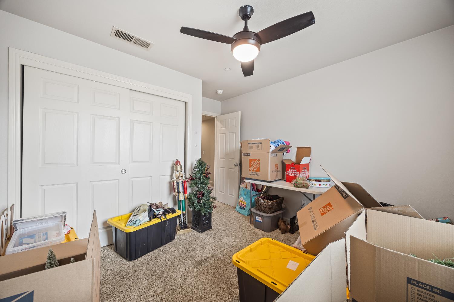 3507 Carmelita Ave, Clovis, CA 93619