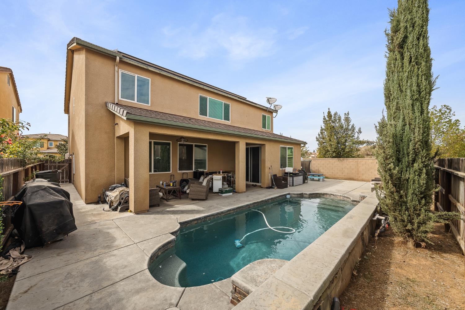 3507 Carmelita Ave, Clovis, CA 93619