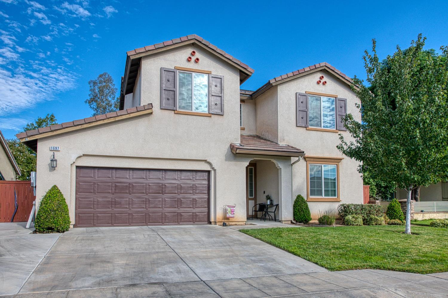 1697 Whiteash Ave, Clovis, CA 93619