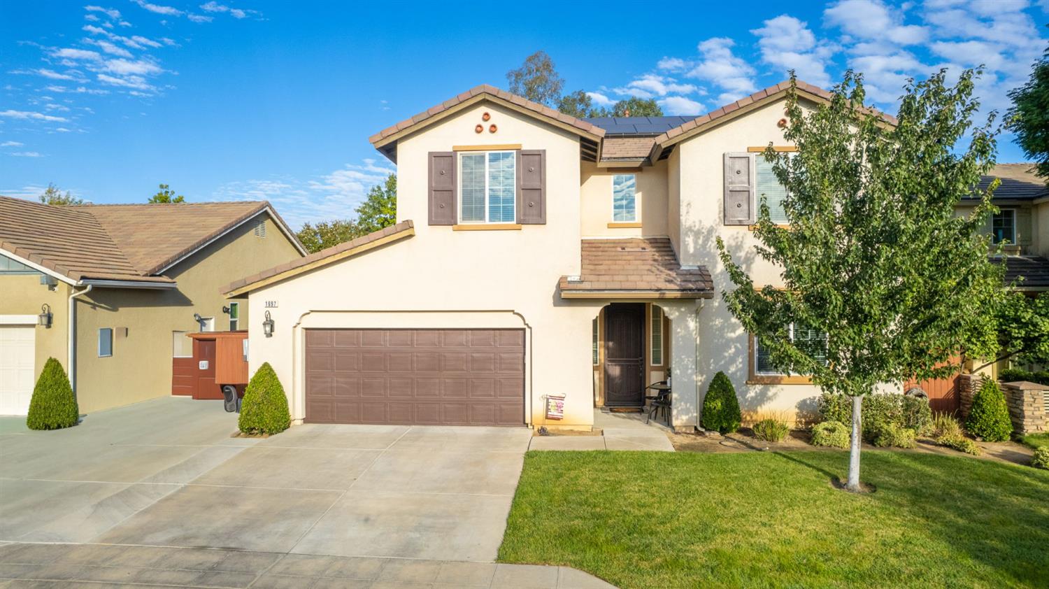 1697 Whiteash Ave, Clovis, CA 93619