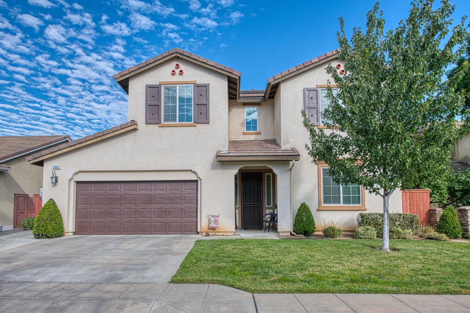 1697 Whiteash Ave, Clovis, CA 93619