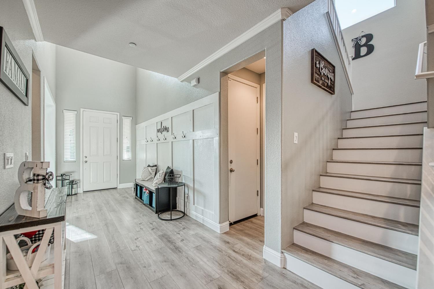 1697 Whiteash Ave, Clovis, CA 93619