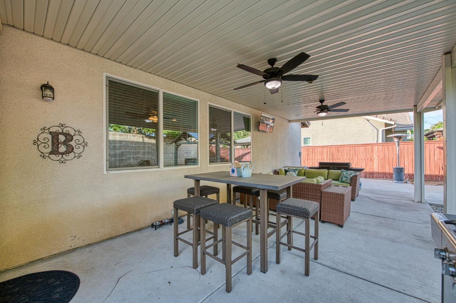 1697 Whiteash Ave, Clovis, CA 93619