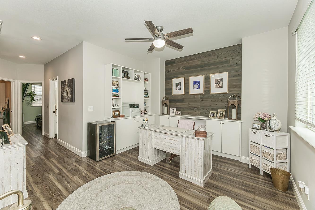 1175 Applegate Ave, Clovis, CA 93611