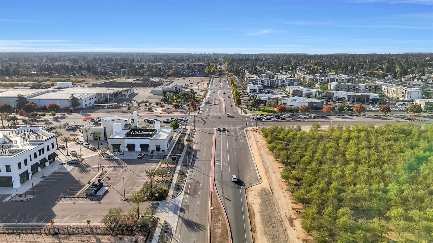 1916 N Tuscany Ln, Clovis, CA 93619