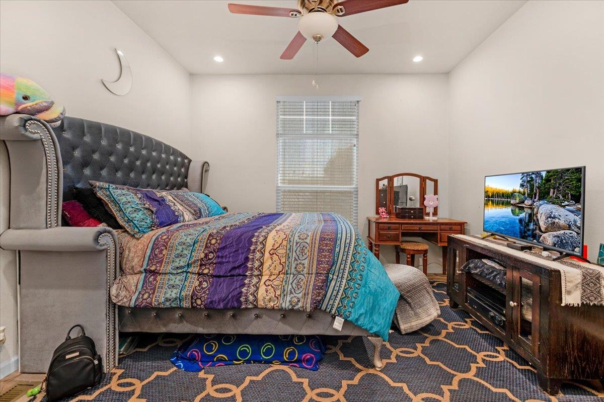 1272 Villa Ave #76, Clovis, CA 93612