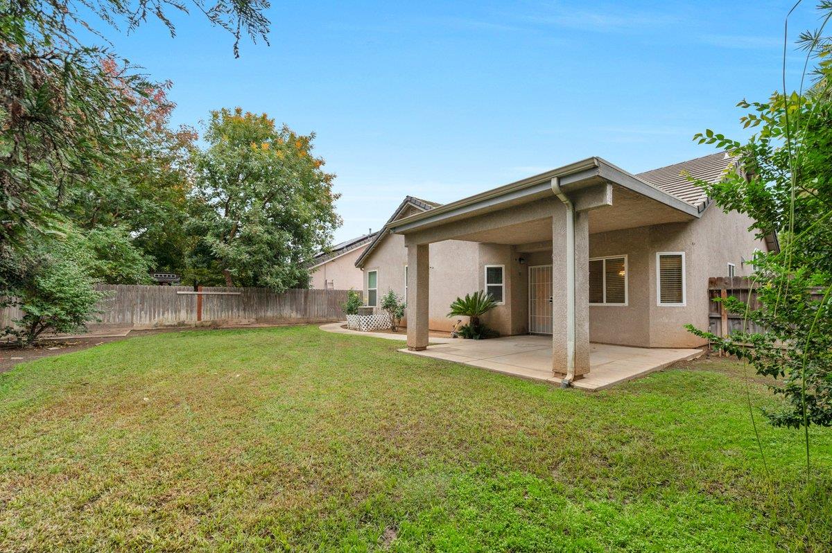 239 N Timmy Ave, Clovis, CA 93612