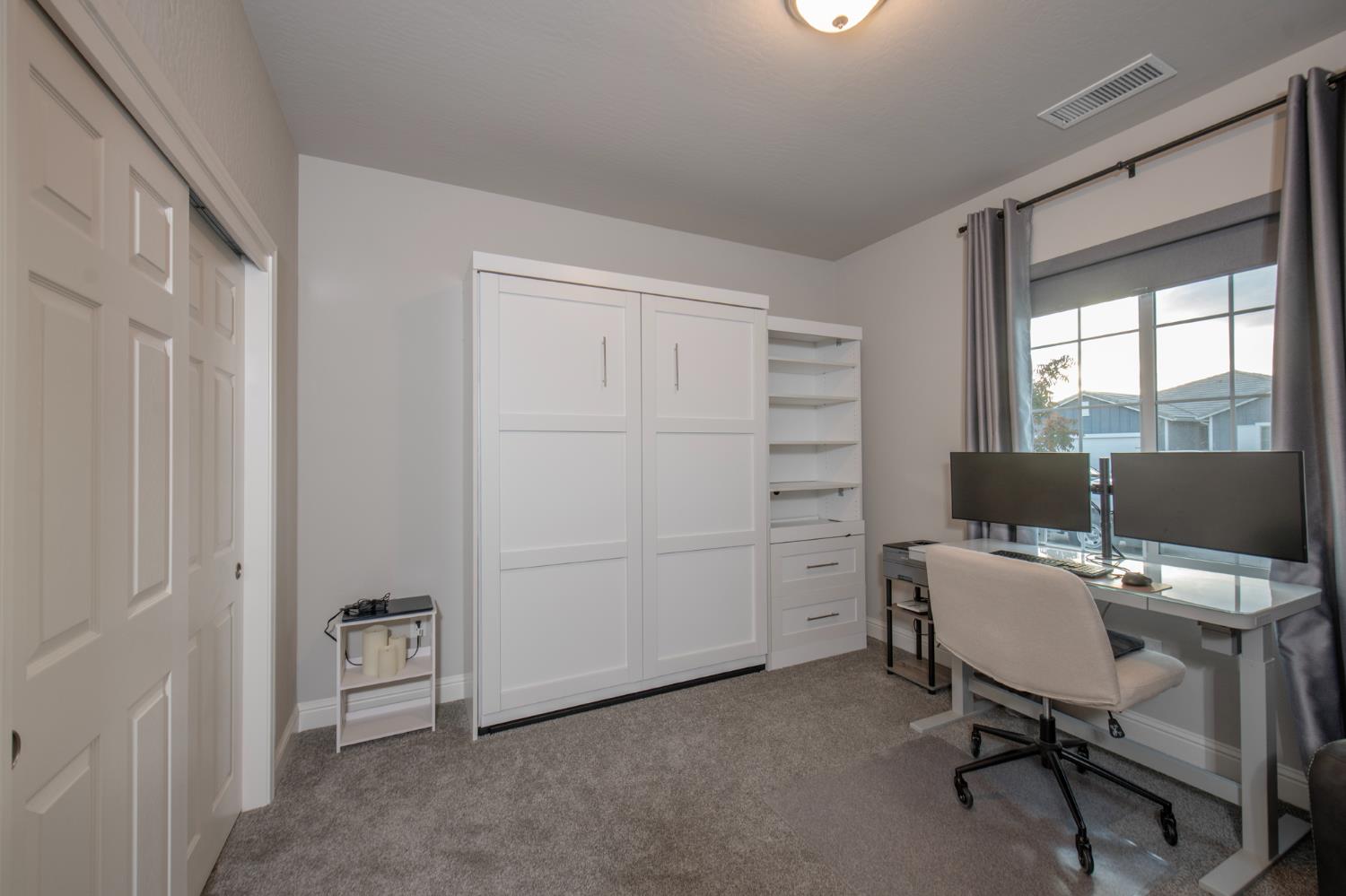 2121 Descanso Ave, Clovis, CA 93619