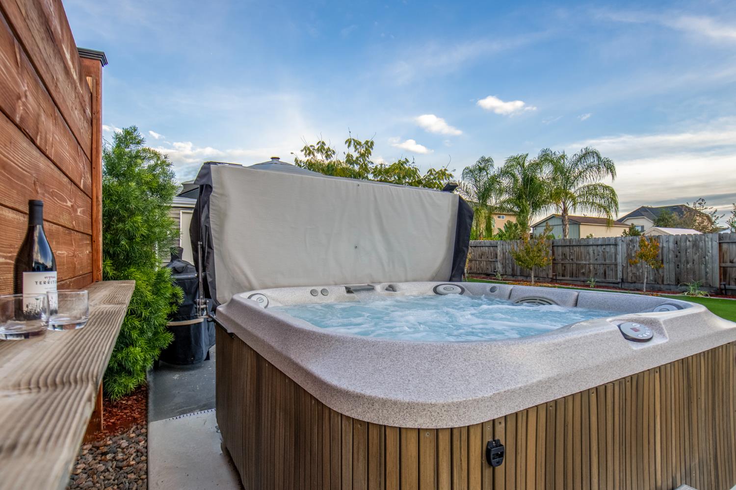 2121 Descanso Ave, Clovis, CA 93619