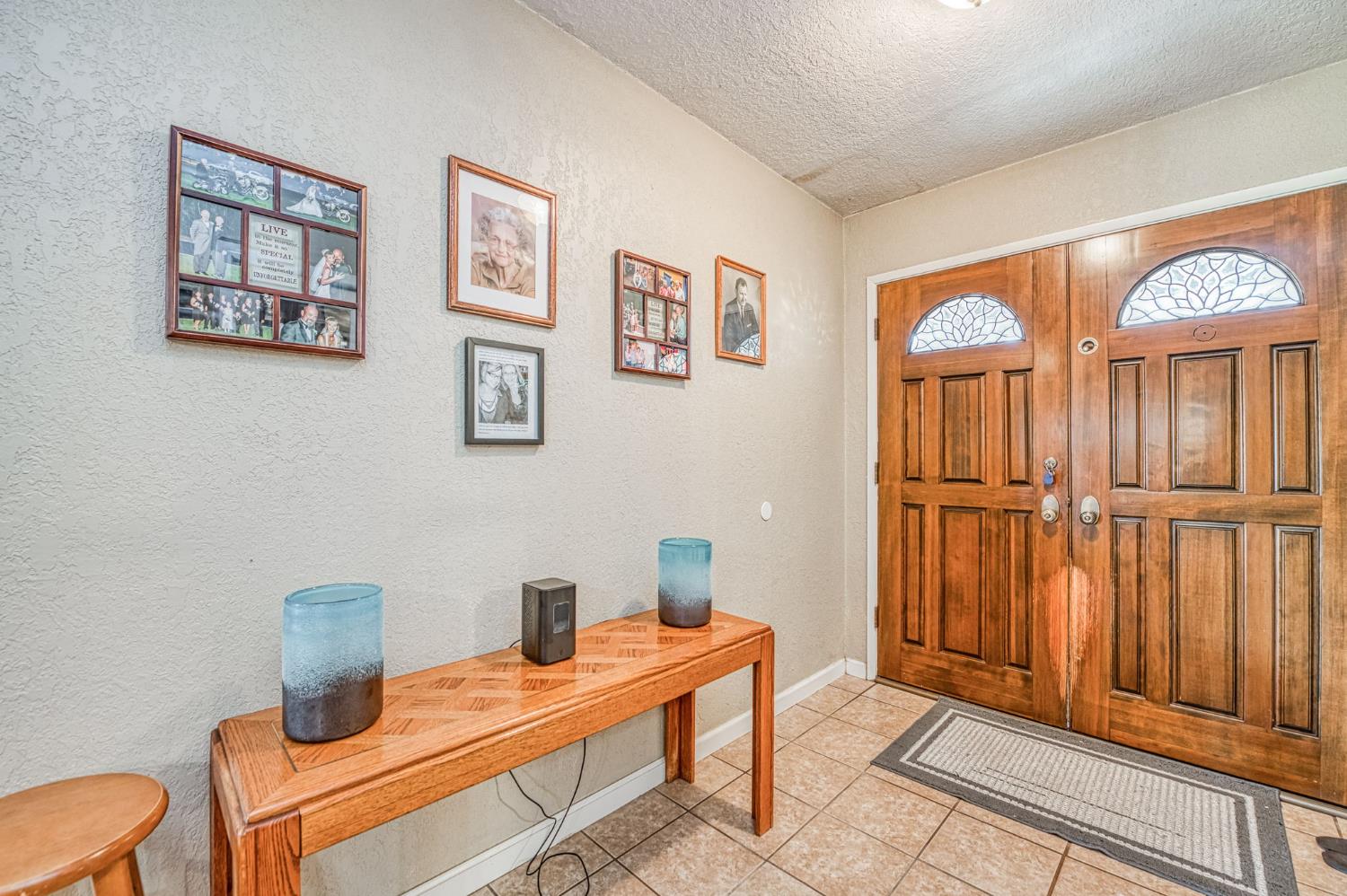 5400 AMBER Ave, Clovis, CA 93619