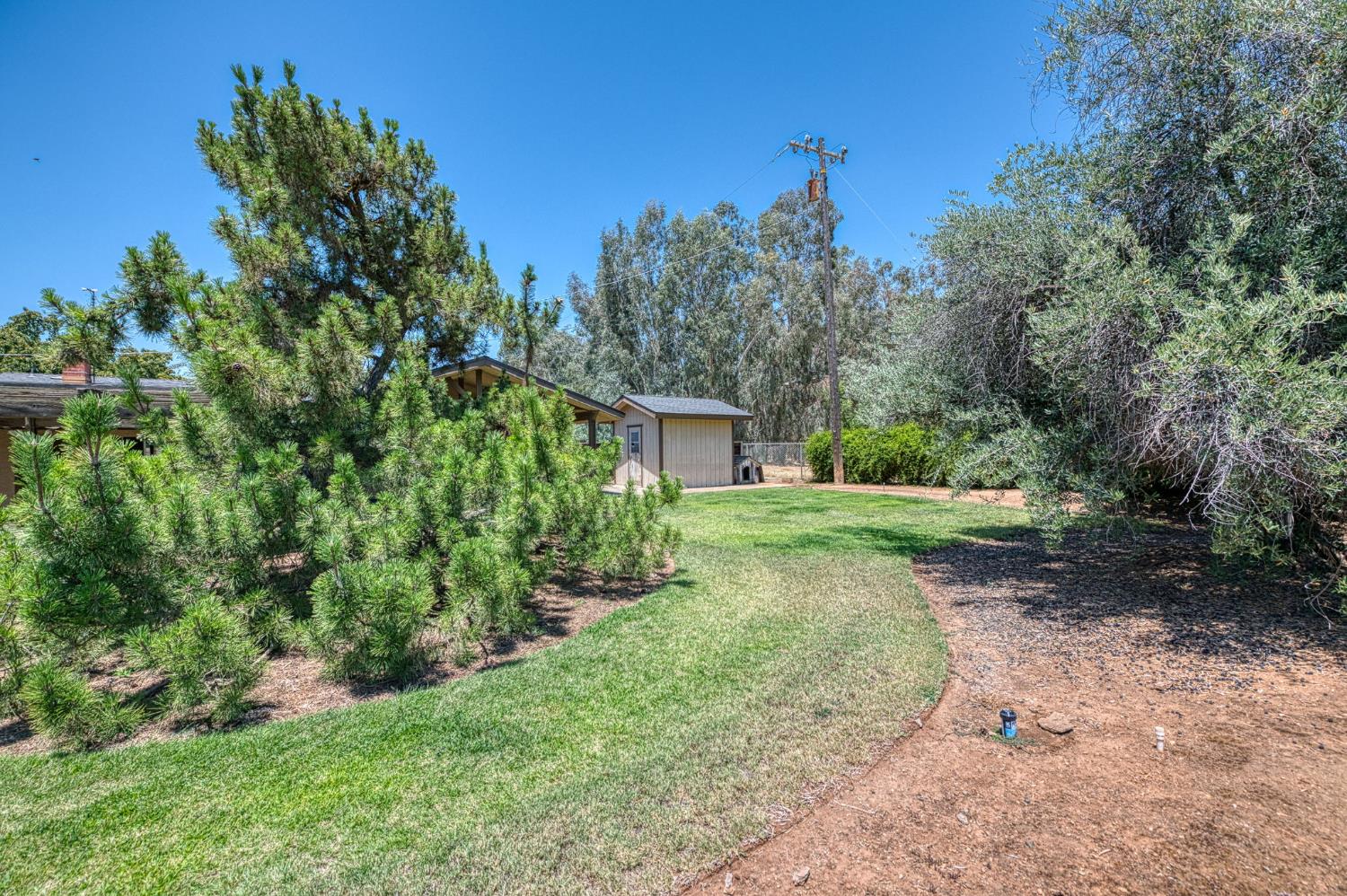 5400 AMBER Ave, Clovis, CA 93619