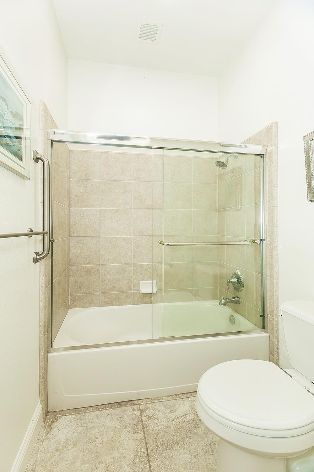 3725 Everglade Ave, Clovis, CA 93619