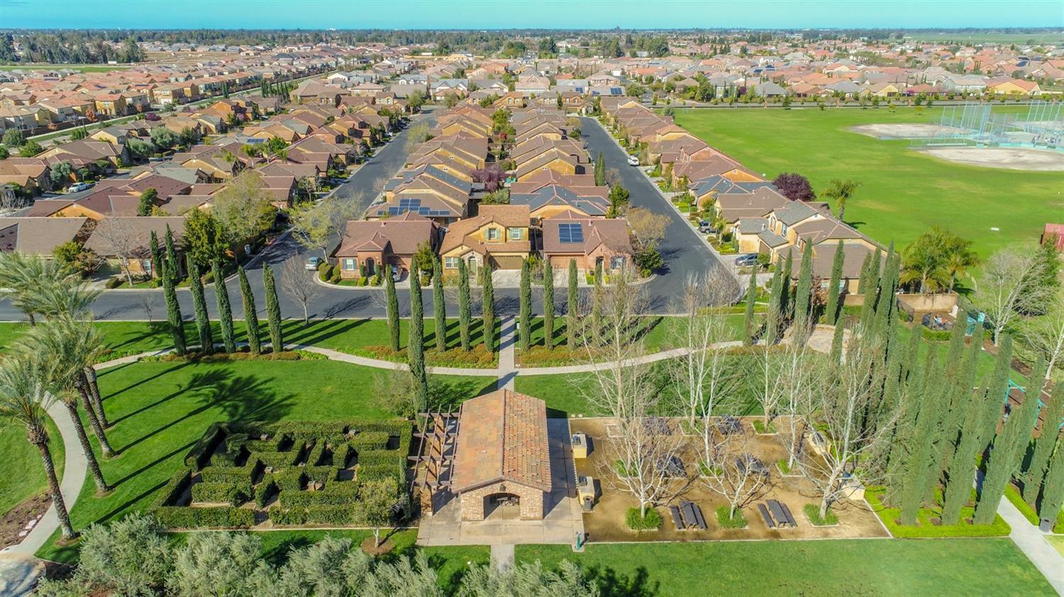 3725 Everglade Ave, Clovis, CA 93619