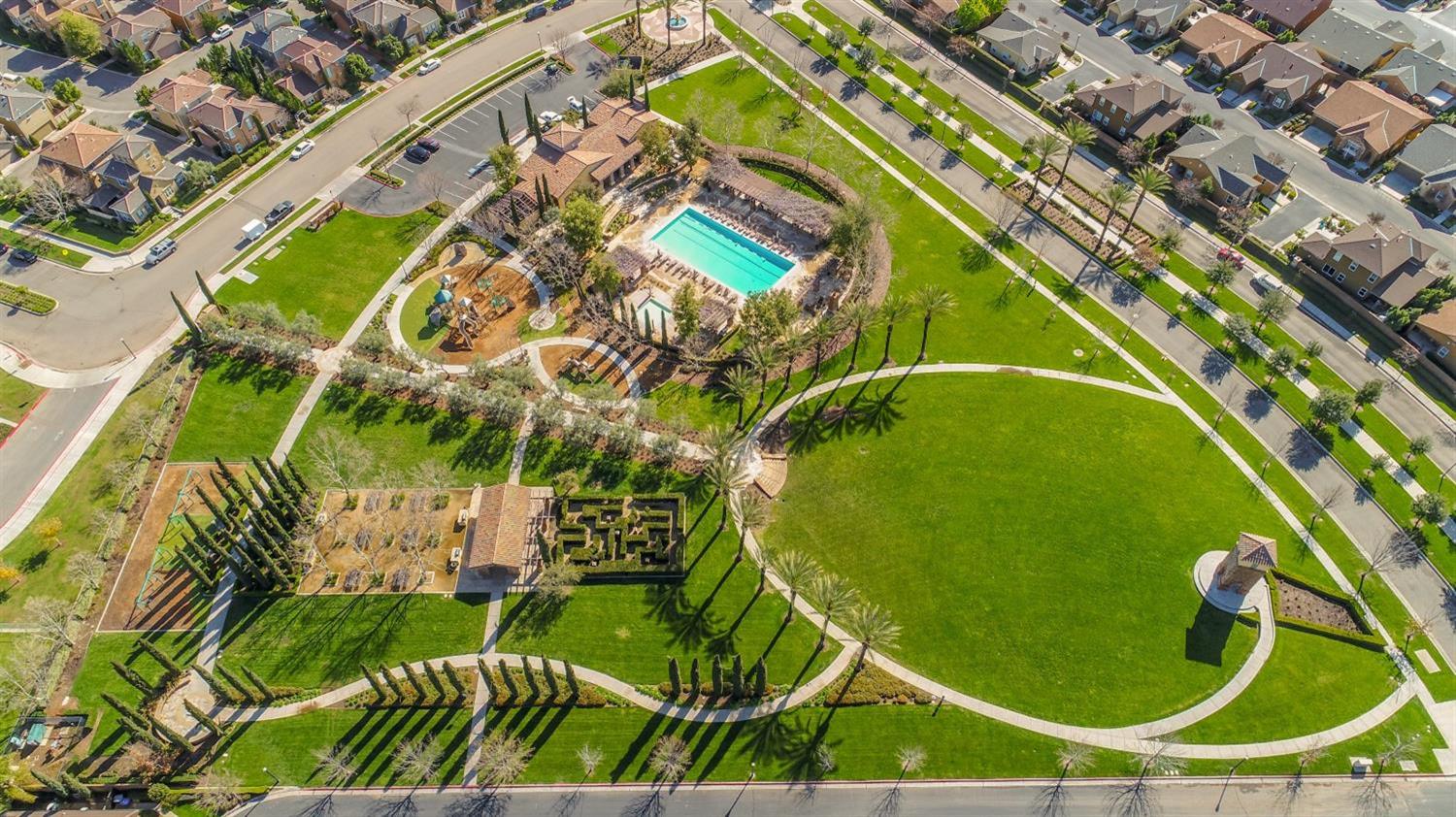 3725 Everglade Ave, Clovis, CA 93619