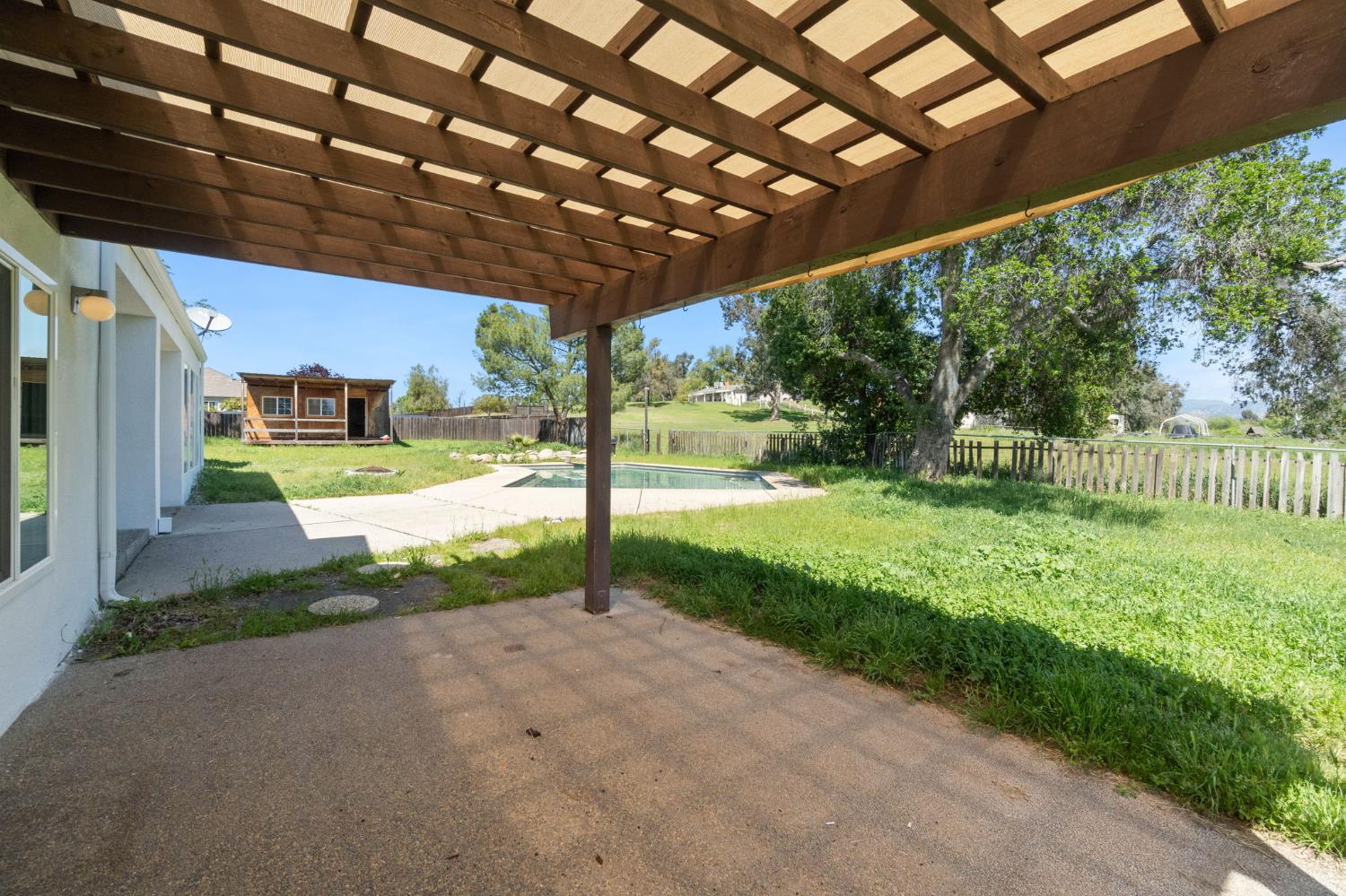 8356 Chamise, Clovis, CA 93619