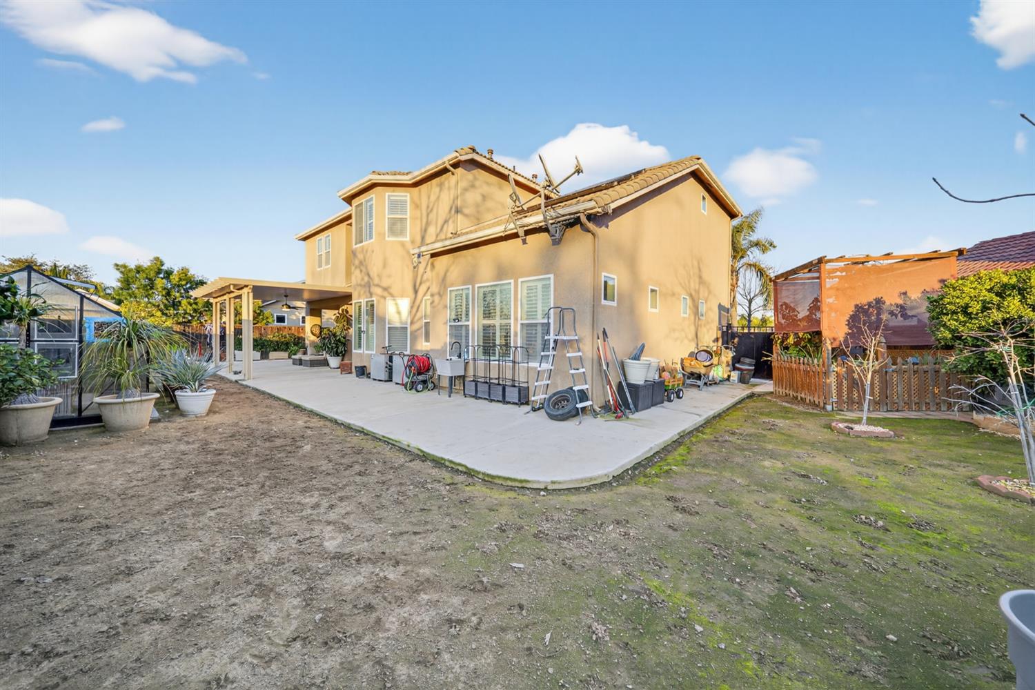 2662 Whitmore Ave, Clovis, CA 93619