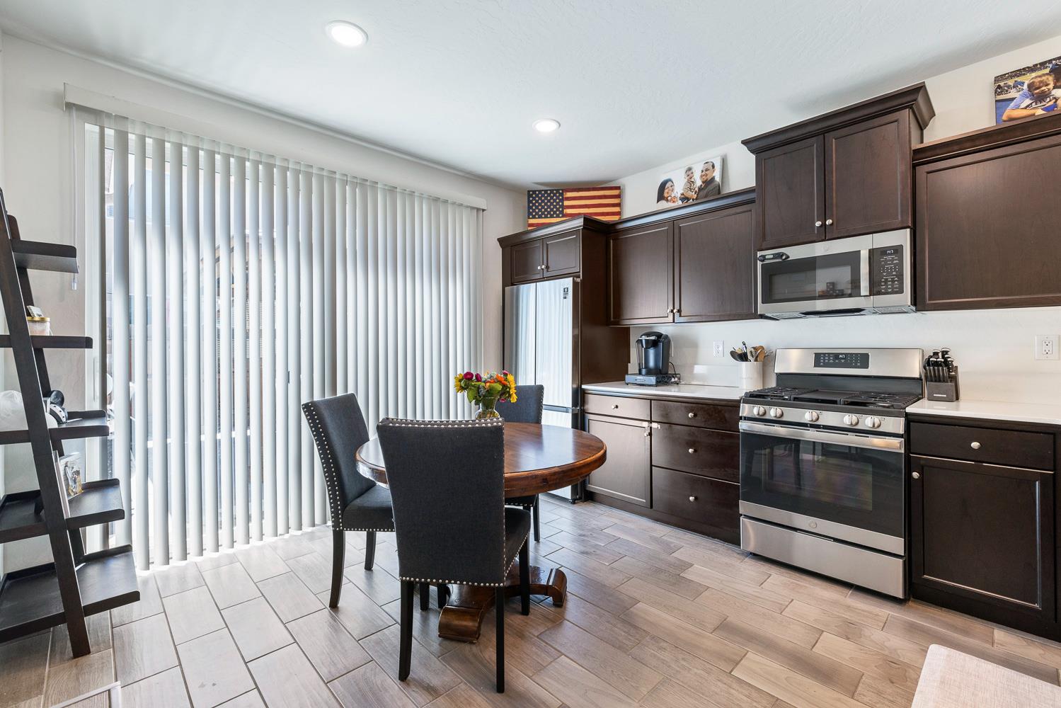 3780 Highclere Way, Clovis, CA 93619