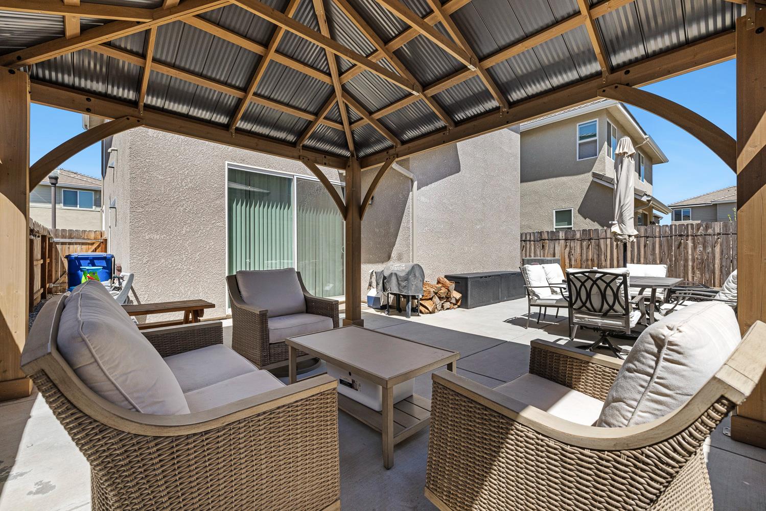 3780 Highclere Way, Clovis, CA 93619