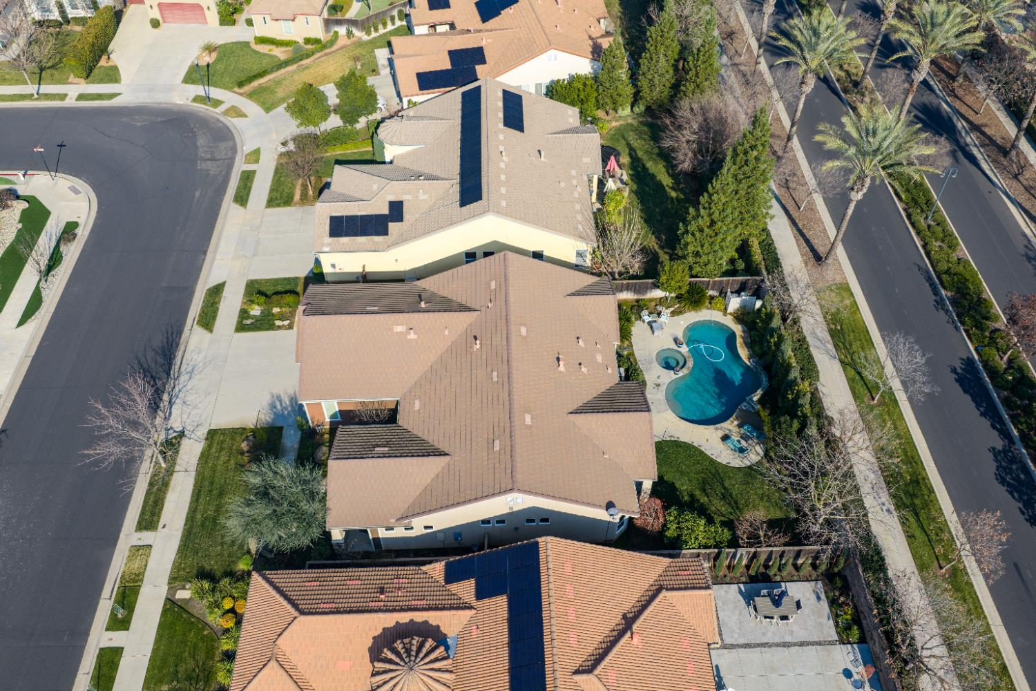 1979 N Nicolette Ave, Clovis, CA 93619