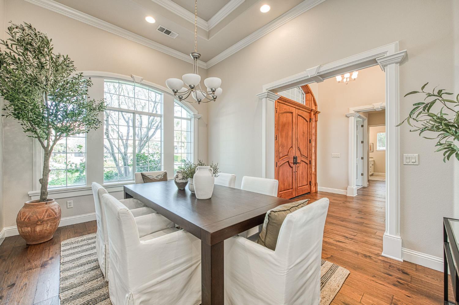 12437 N Via Tuscania Ave, Clovis, CA 93619