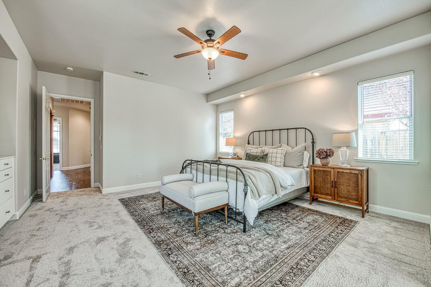 12437 N Via Tuscania Ave, Clovis, CA 93619