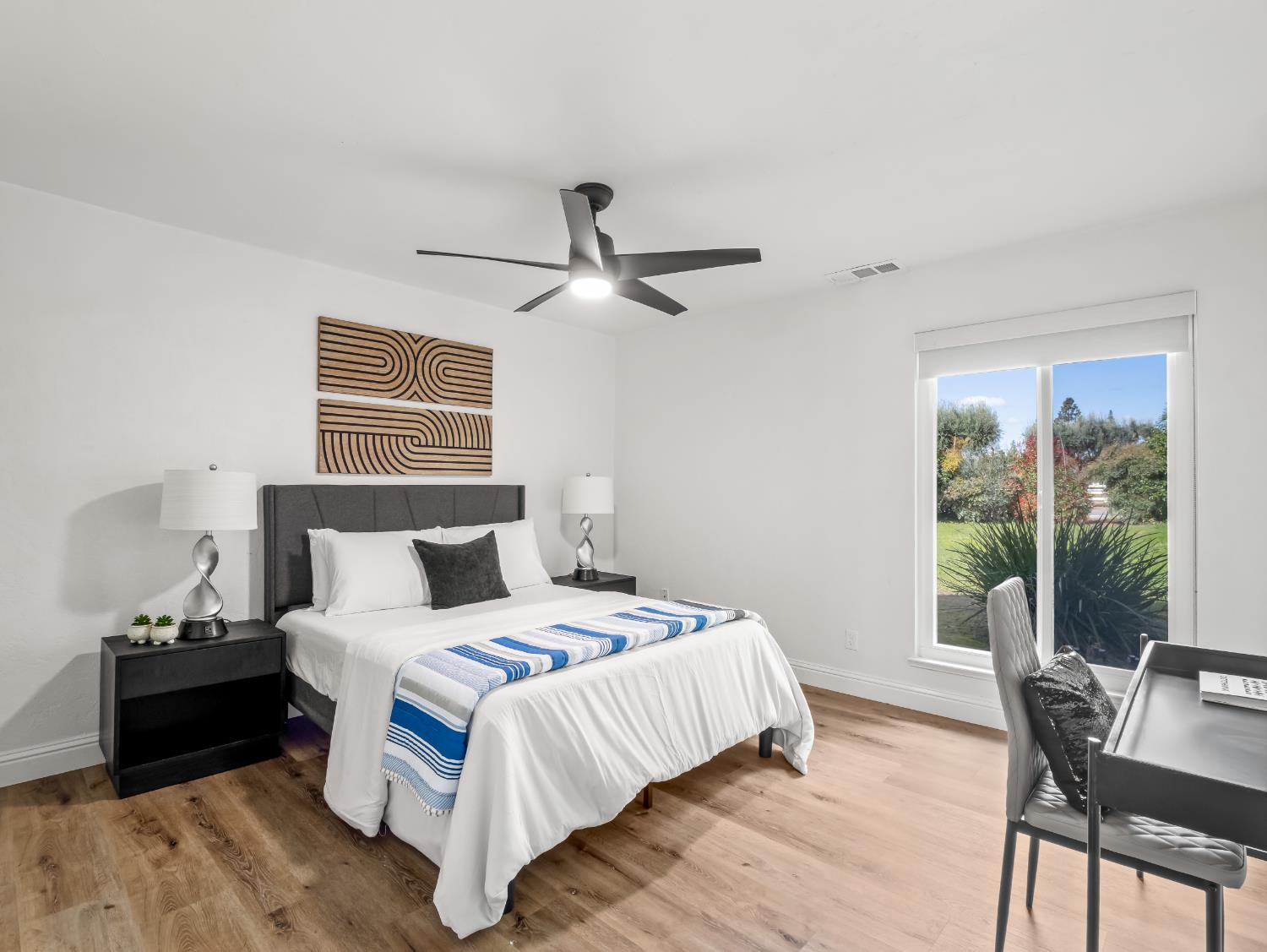 9321 E Bullard Ave, Clovis, CA 93619