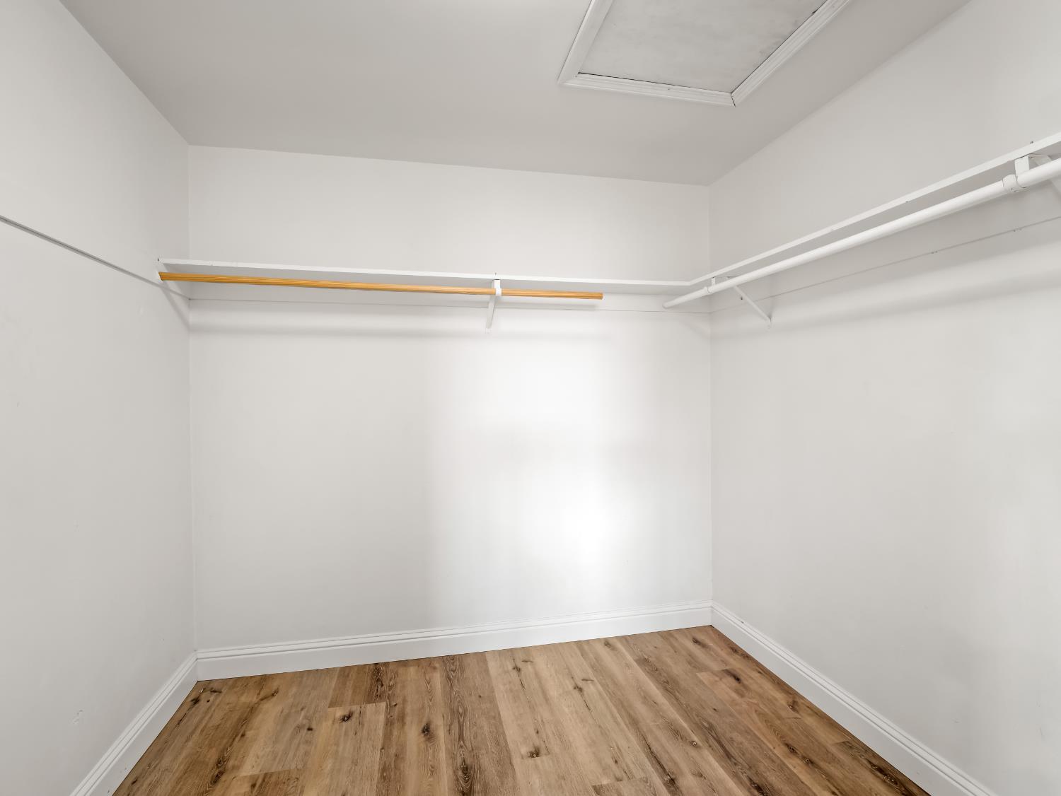 9321 E Bullard Ave, Clovis, CA 93619