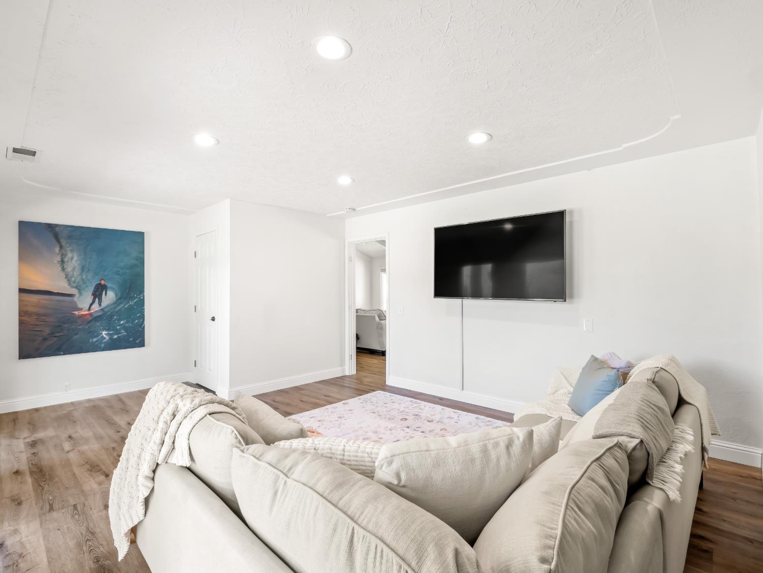 9321 E Bullard Ave, Clovis, CA 93619