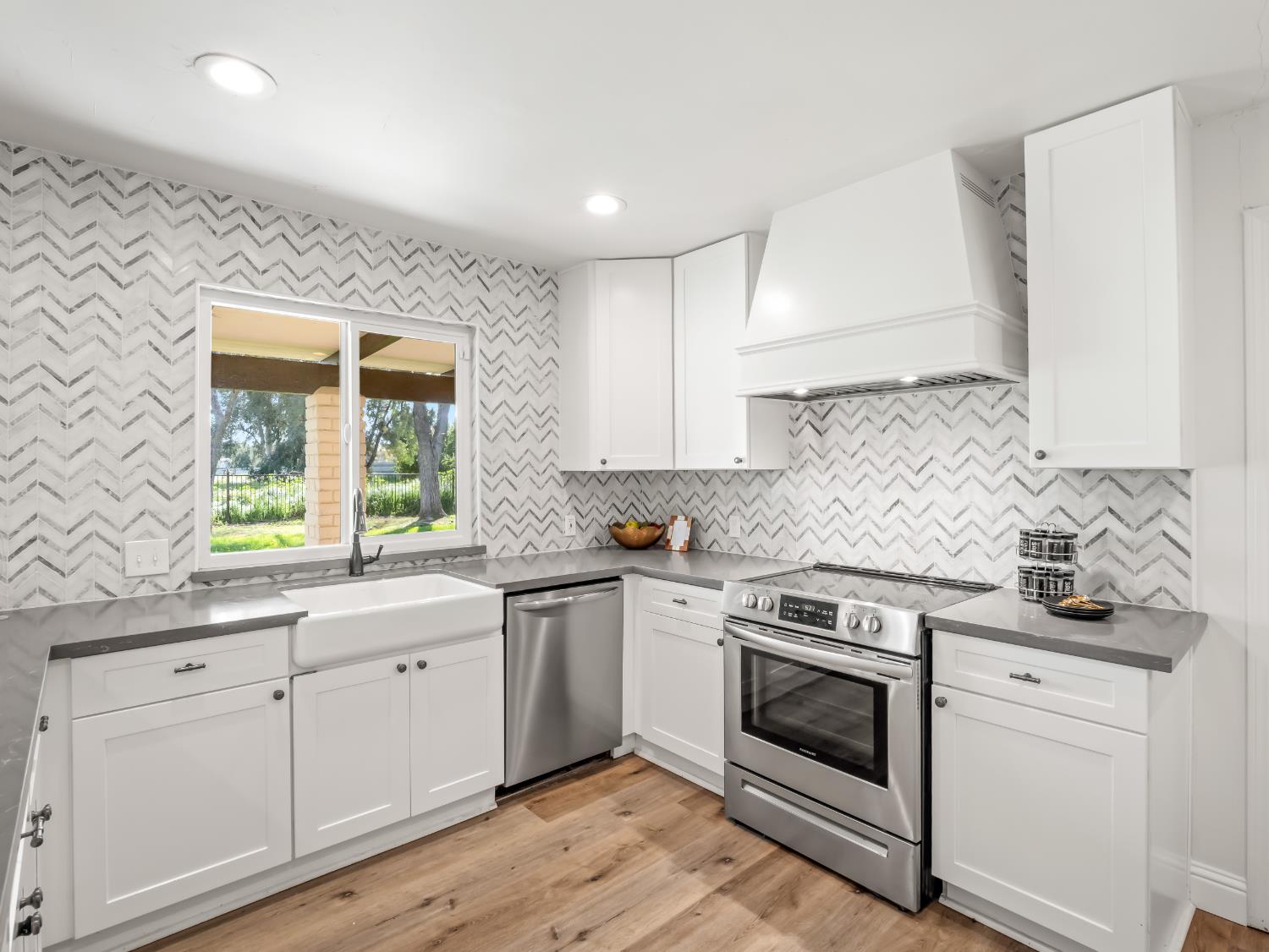 9321 E Bullard Ave, Clovis, CA 93619