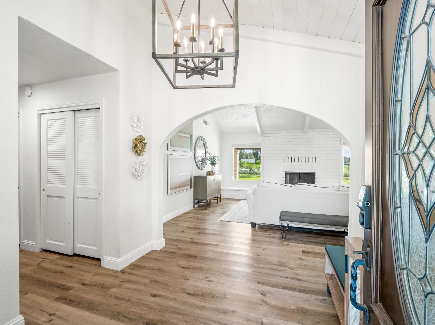 9321 E Bullard Ave, Clovis, CA 93619