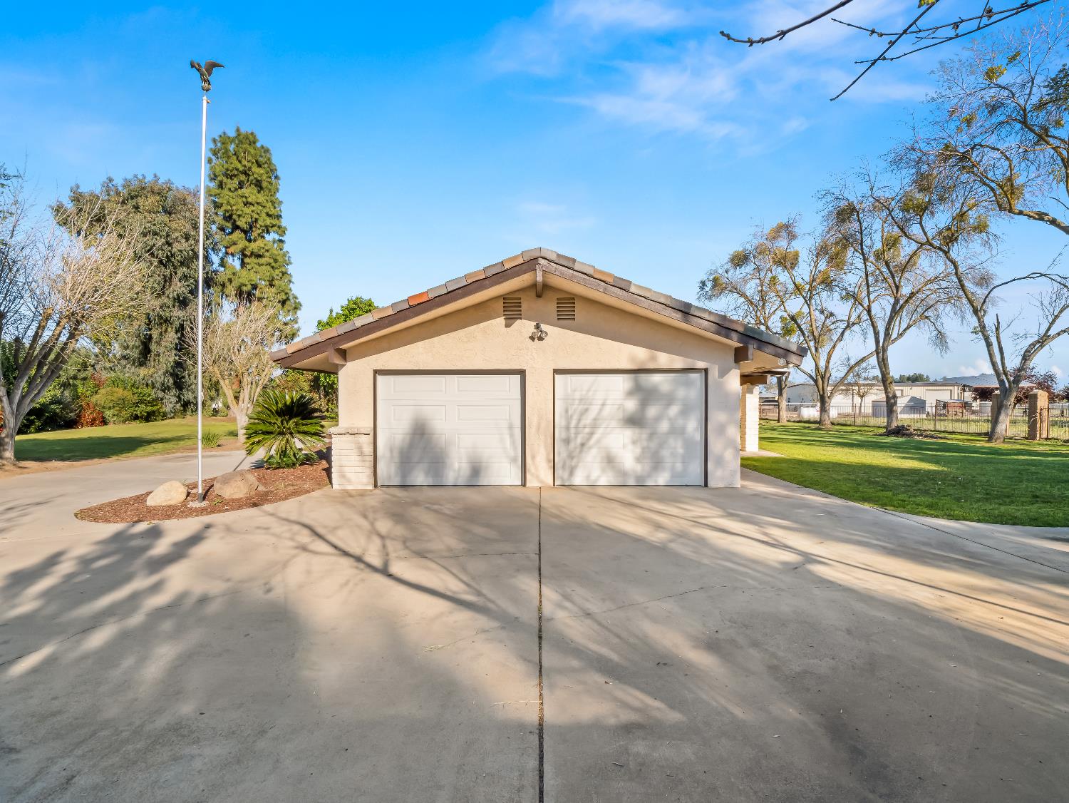 9321 E Bullard Ave, Clovis, CA 93619