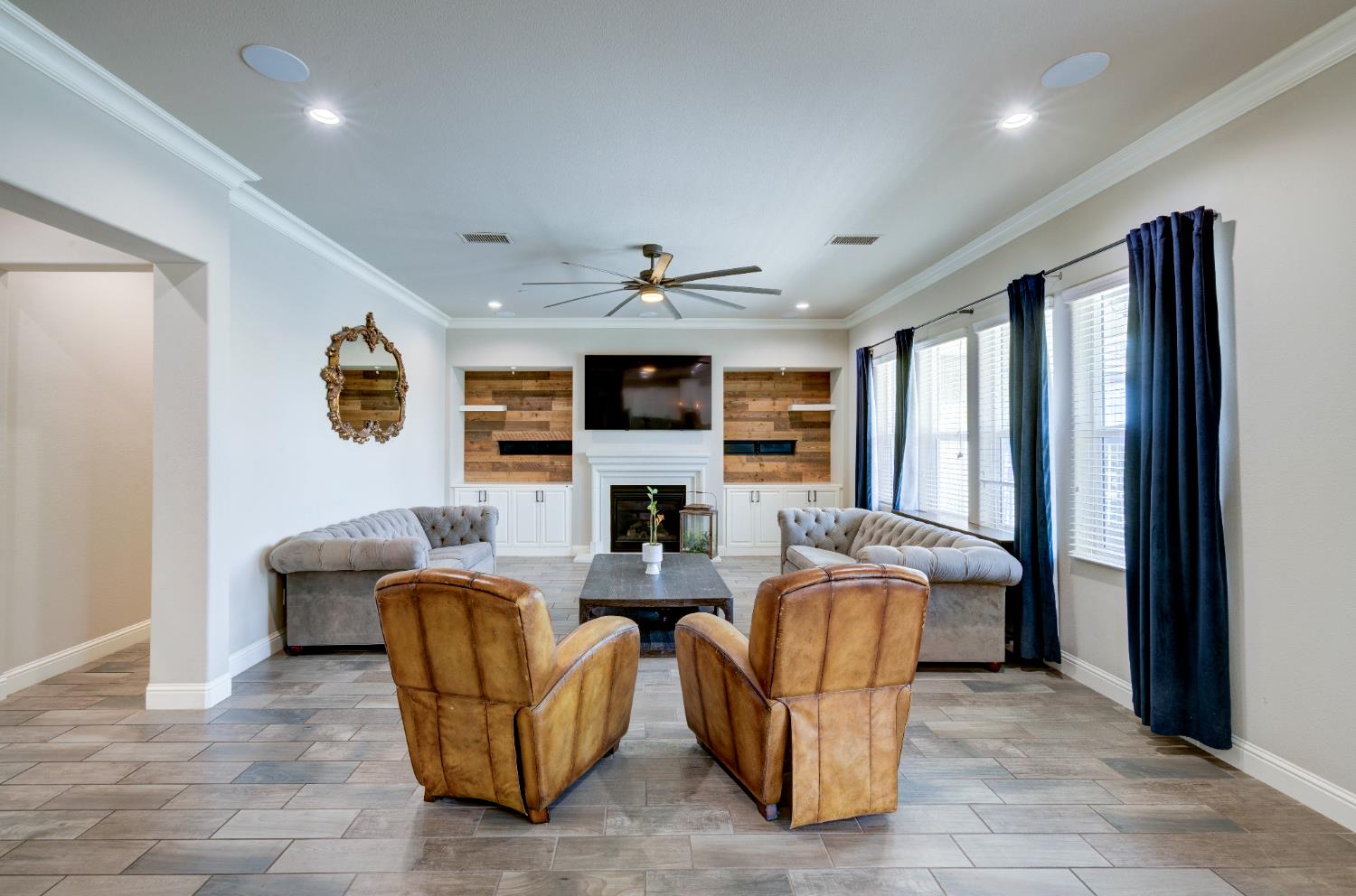 3211 Salem Ave, Clovis, CA 93619