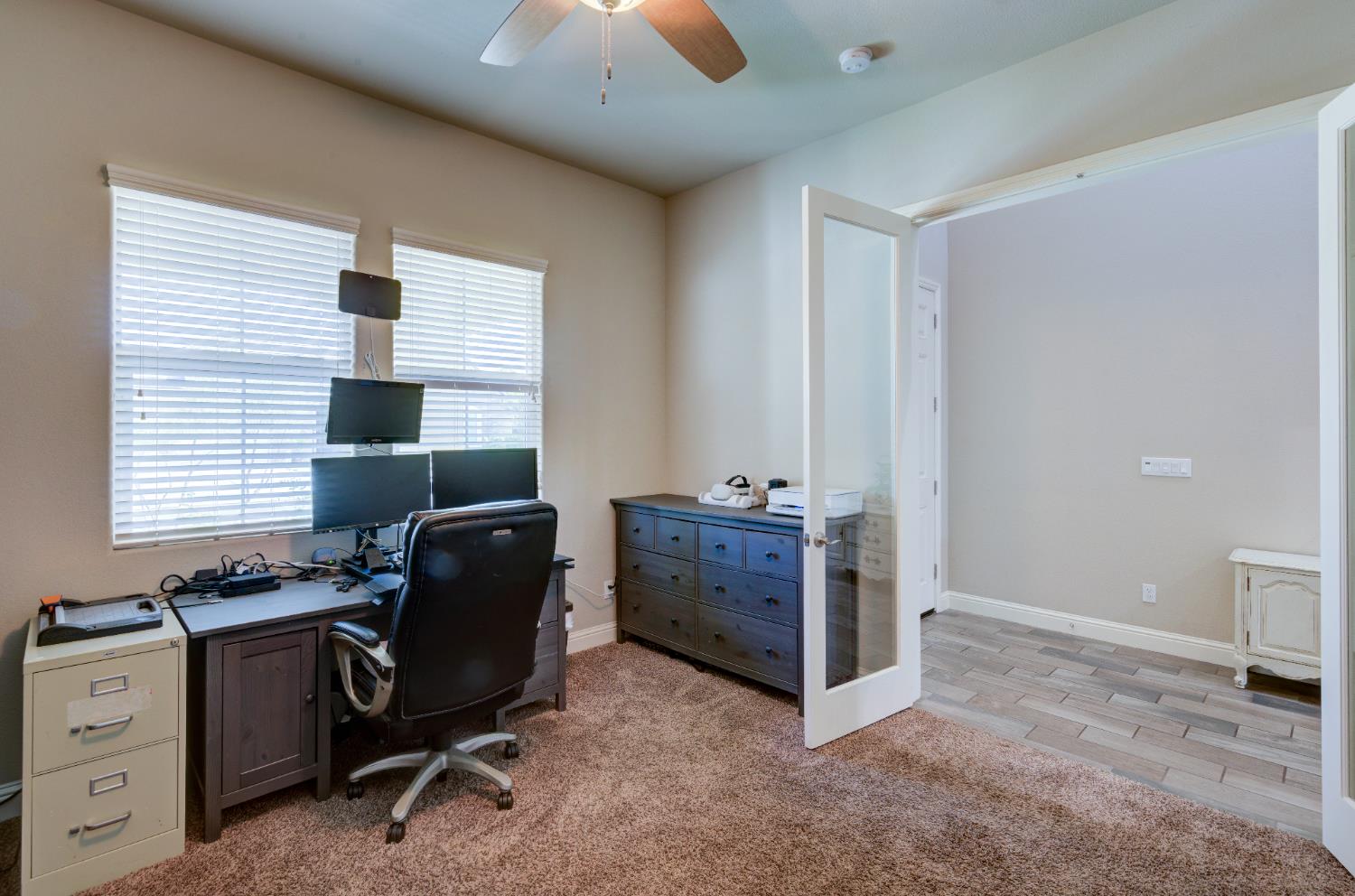 3211 Salem Ave, Clovis, CA 93619