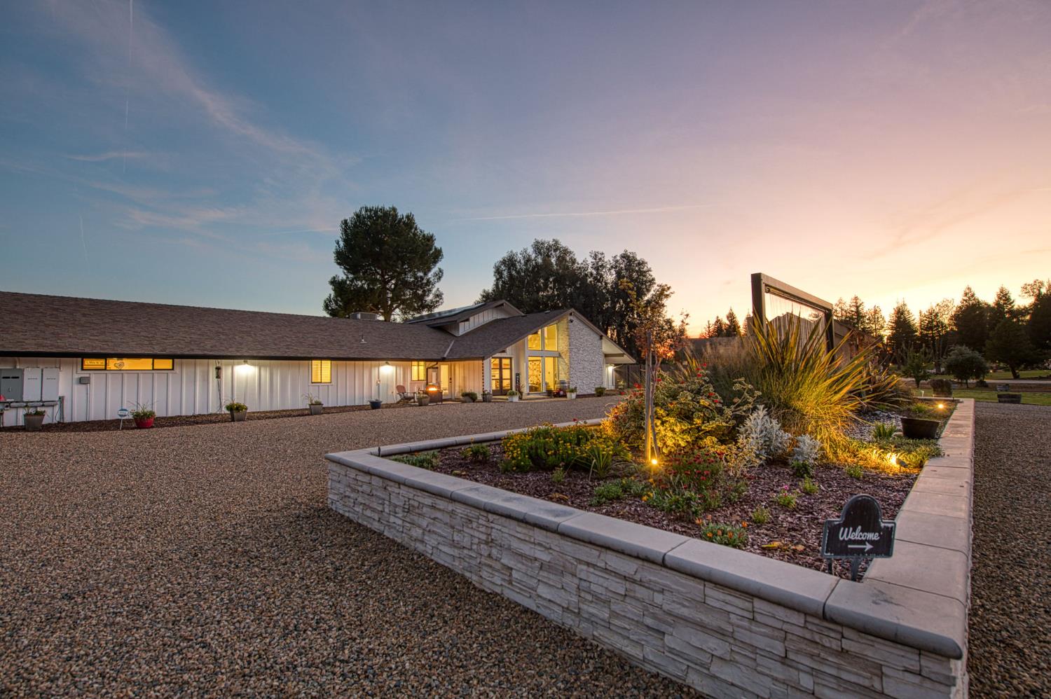 11735 E Santa Ana Ave, Clovis, CA 93619