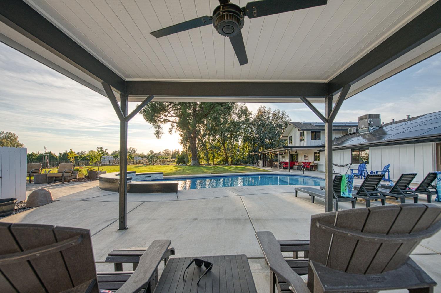 11735 E Santa Ana Ave, Clovis, CA 93619