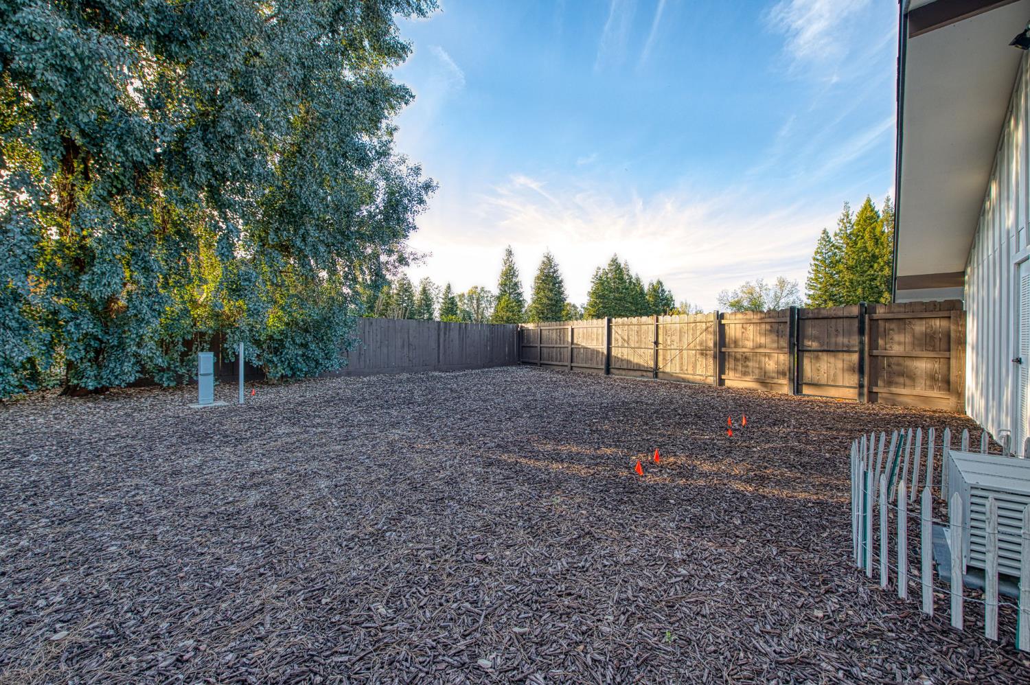 11735 E Santa Ana Ave, Clovis, CA 93619